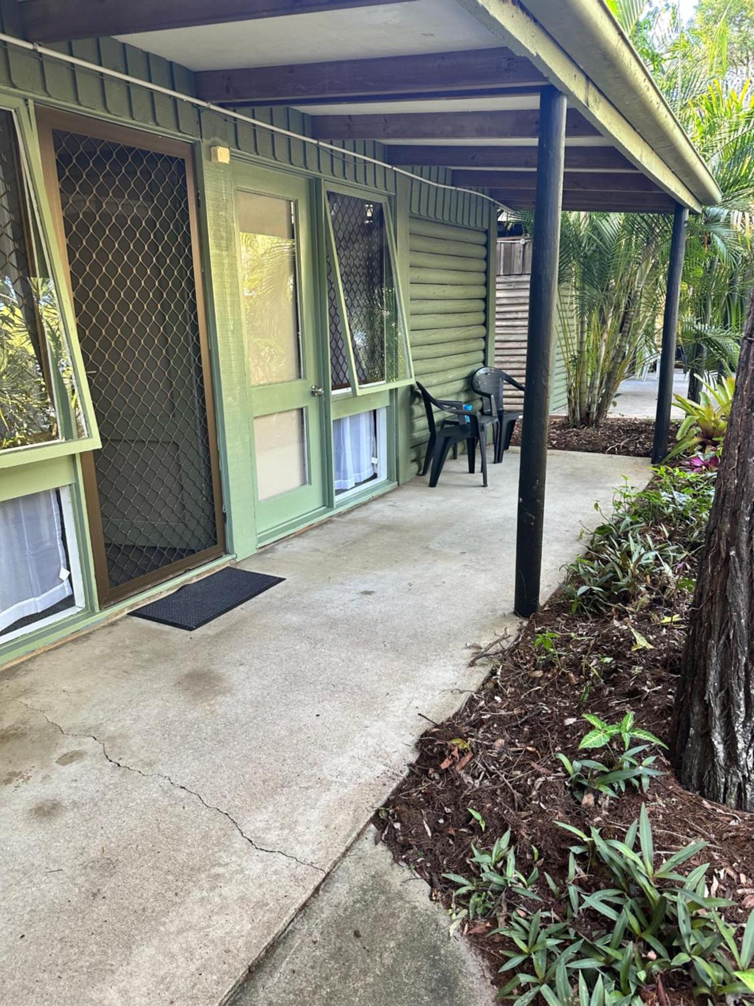 Colonial Village Resort Hervey Bay Exterior photo